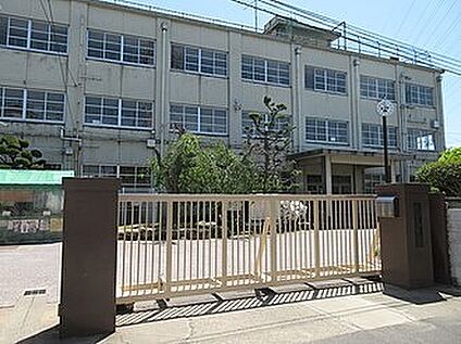 高槻市立大冠小学校 336ｍ(徒歩5分)