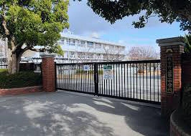 枚方市立第一中学校(約350m)