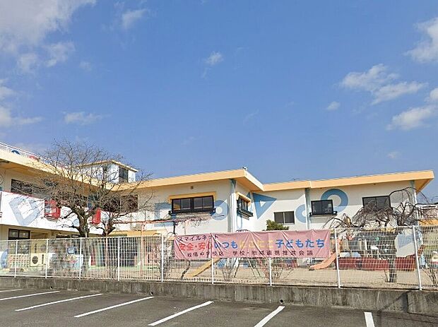 京都白鳥幼稚園(約220m)