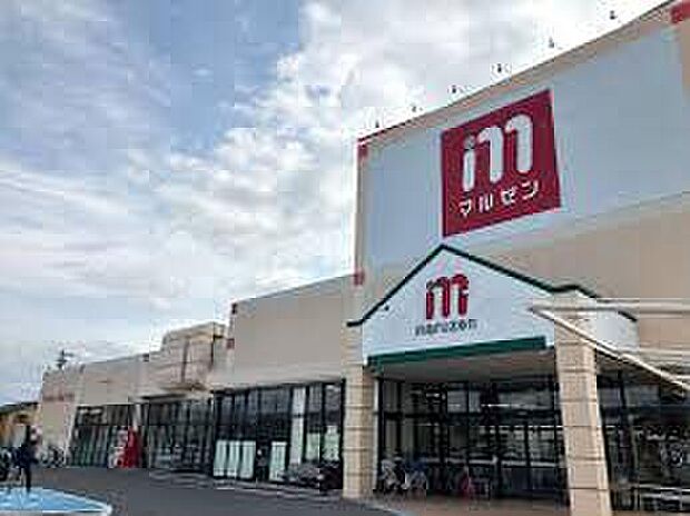 フレンドマート彦根小泉店(約680m)
