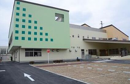 八尾市立東山本わかばこども園 400ｍ(徒歩5分)