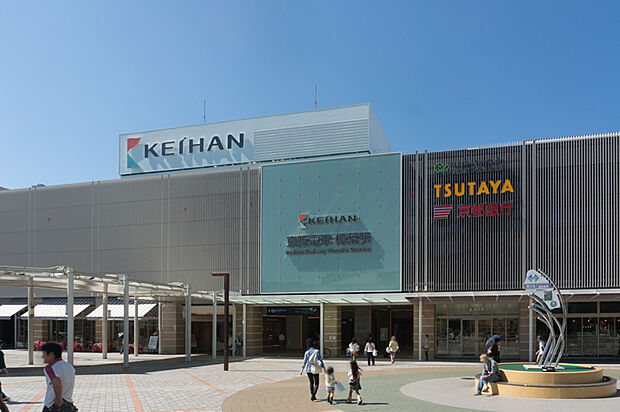 樟葉駅(約4,160m)