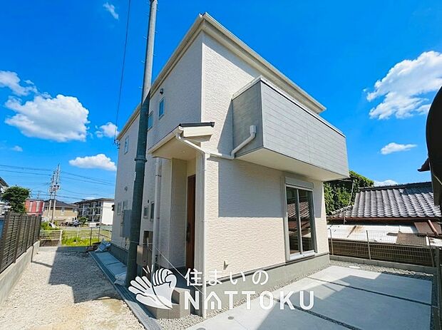 【現地写真（外観）】耐震等級最高「３」取得で基準の１.５倍の性能・耐震強度で安心できます。