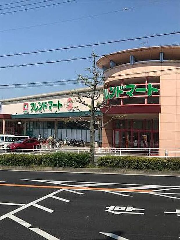 フレンドマート・G宇治市役所前店(約940m)
