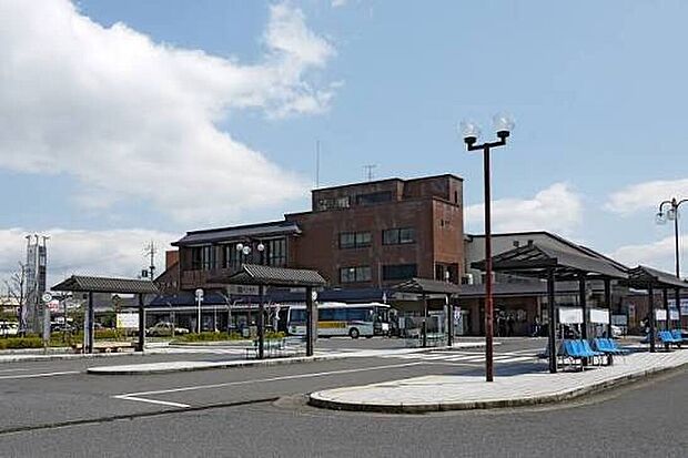JR東海道本線「近江八幡駅」(約1,040m)