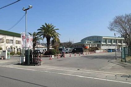 泉佐野市立日根野中学校 800ｍ(徒歩10分)