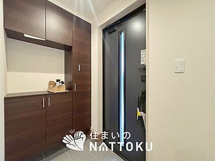 現地写真(玄関)