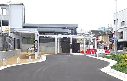 ＪＲ奈良線「新田駅」 640ｍ(徒歩8分)