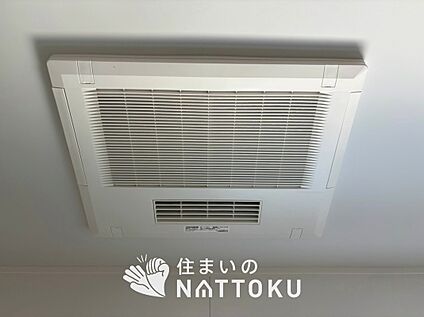 電気式浴室暖房換気乾燥機
