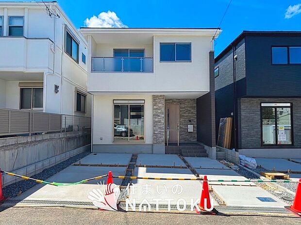 【現地写真(外観)【2号地】】お引渡し後も無償の定期点検を行っており、暮らしの安心をお届けしています。