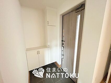 現地写真(玄関)