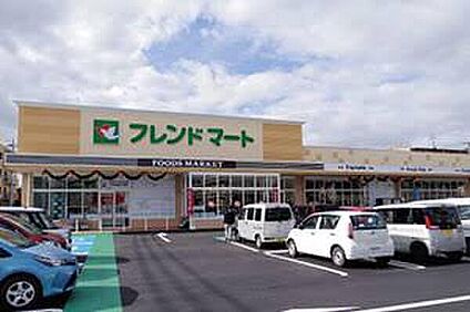 レンドマート八幡鷹飼店 1000ｍ(徒歩13分)