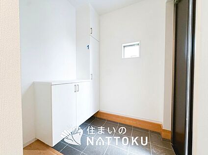現地写真(玄関)