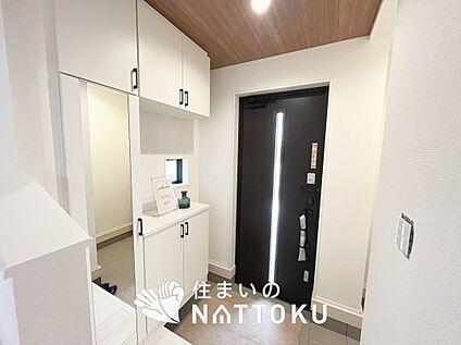 現地写真(玄関)