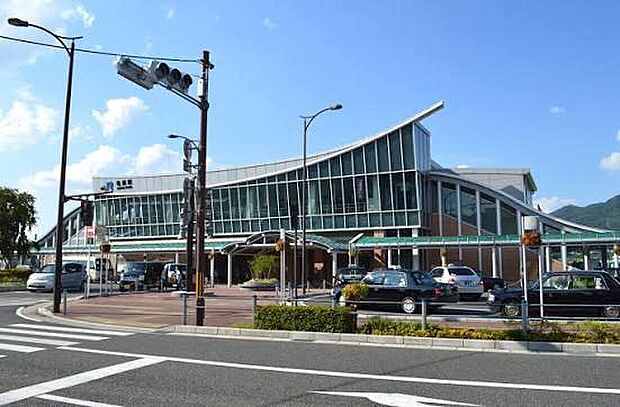 JR山陰本線「亀岡駅」(約1,600m)