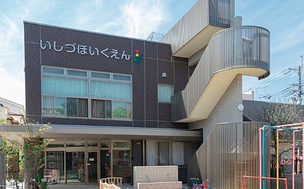 認定こども園石津保育園(約370m)