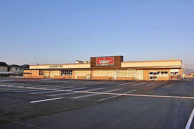 バロー守山小島店(約690m)