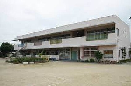 高槻市立五百住幼稚園 360ｍ(徒歩5分)