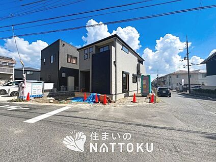 現地写真（前道含む外観）