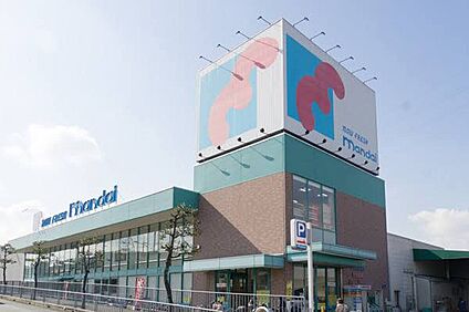 万代長尾西店 890ｍ(徒歩12分)