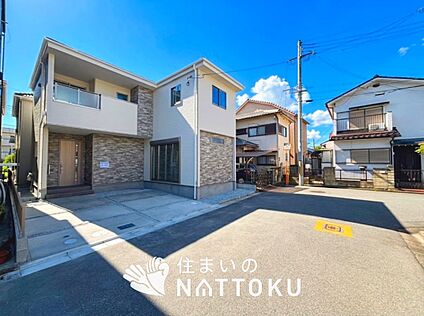 現地写真（前道含む外観）