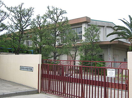 枚方市立中宮中学校 910ｍ(徒歩12分)