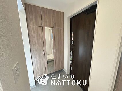 現地写真(玄関)