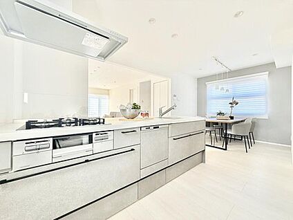 【現地モデルハウス1号棟　キッチン】