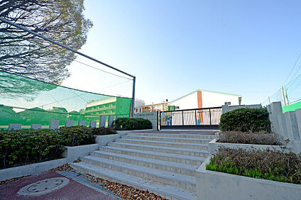 流山市立八木北小学校 790m(徒歩9分)