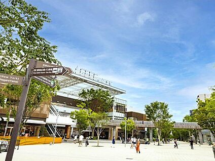 流山おおたかの森ショッピングセンター 5600m(車16分)