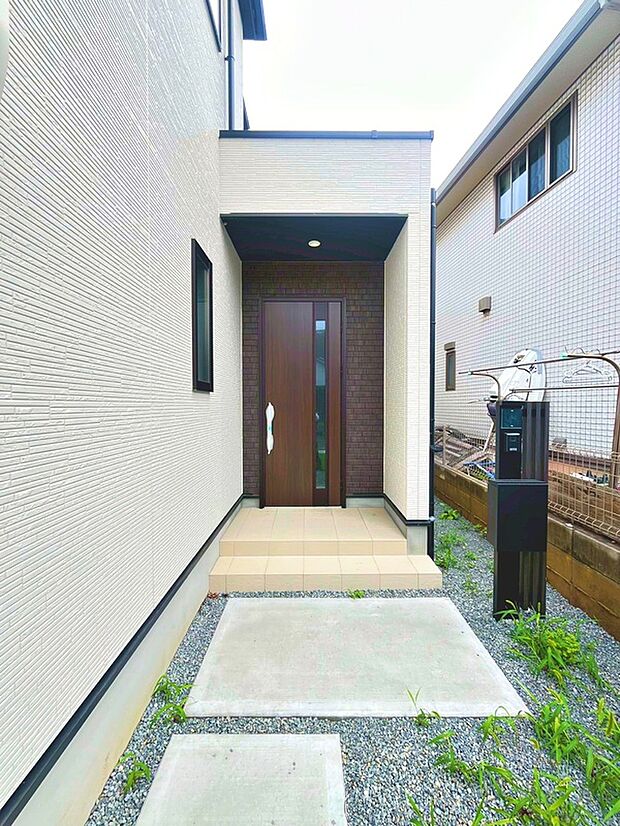 【2号棟】住むほどに魅力が深まるデザインです(撮影日:2026.5.28)