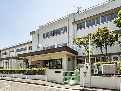 川崎市立臨港中学校 570ｍ(徒歩7～8分)