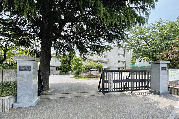 第二中学校(通学区域)（現地より徒歩7分）