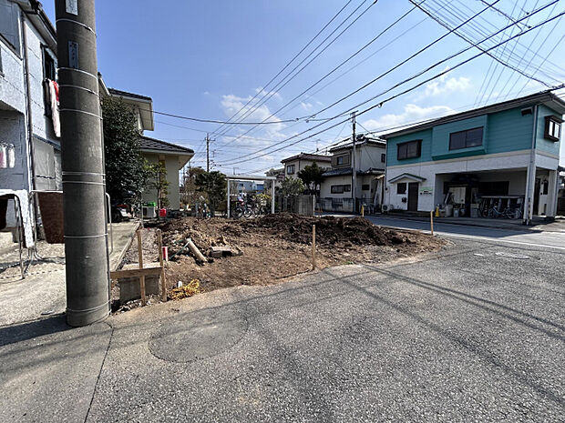【現地写真】 買い物施設や病院・公園が程近く安心の住環境エリア