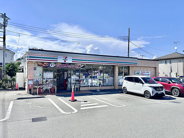 セブンイレブン入間市東町3丁目店（約220m）