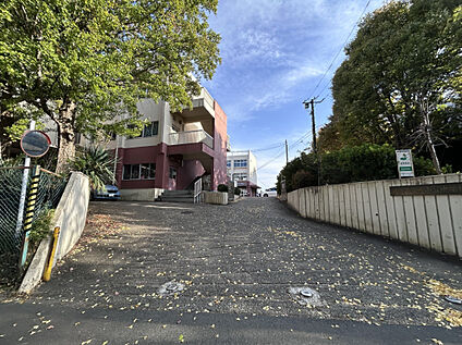 狭山台中学校 1340m