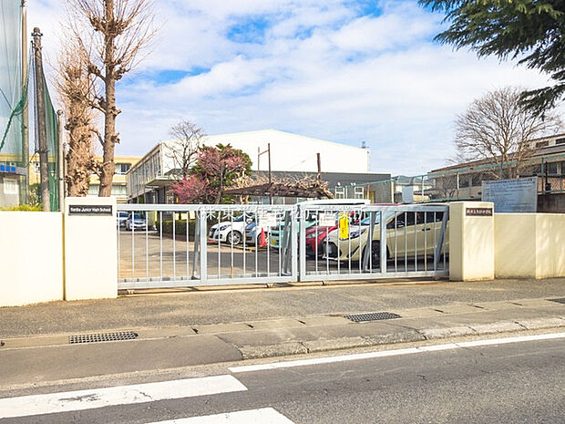 柏市立南部中学校(約1,440m)