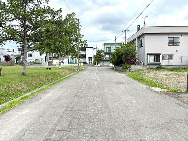 前面道路　