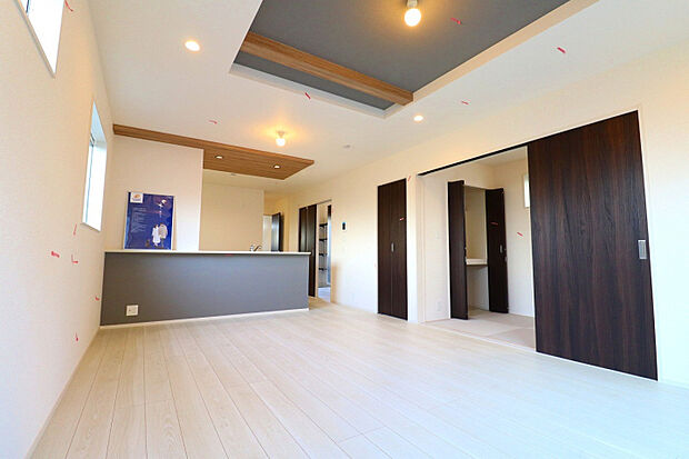 【1号棟間取り】　4LDK＋ウォークインクローゼット＋パントリー（LDKに含む）