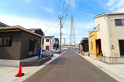 【敷地内ごみ置き場】