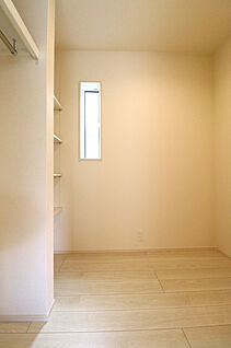 【リビング収納】