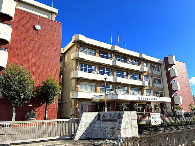 福島市立野田中学校(約1,150m)