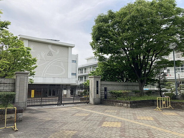 三好中学校（約1,076m）