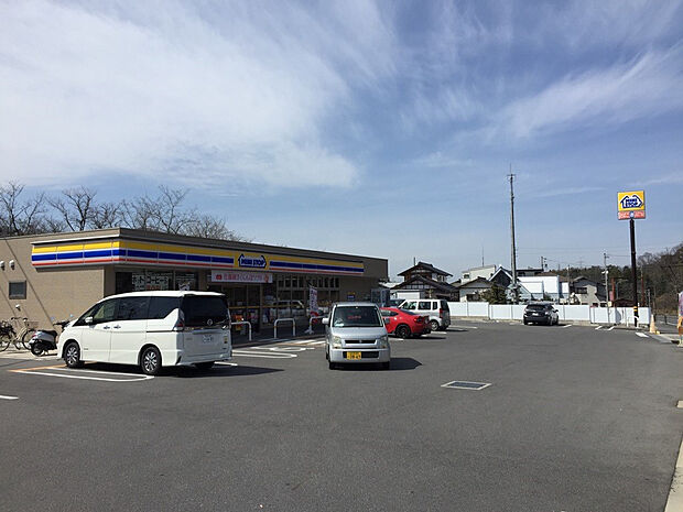 ミニストップ瀬戸原山町店（約194m）
