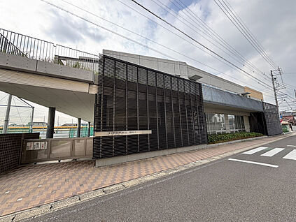 師勝中学校 513m
