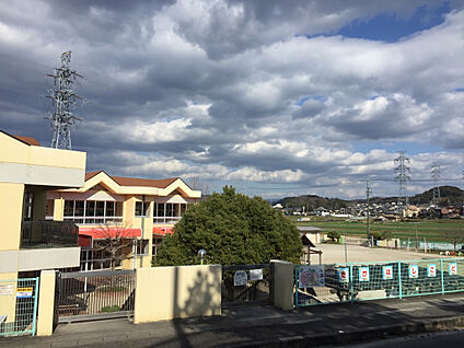 高橋こども園 506m