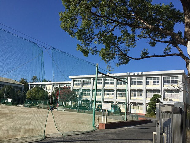若園小学校（約2,224m）