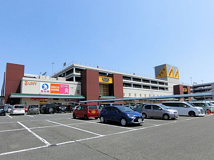 アピタパワー木曽川店 550m