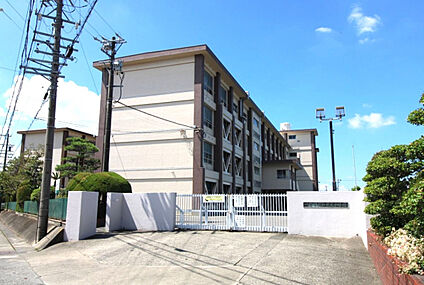 一宮市立西成東小学校 1000m