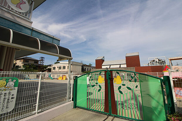 ひかり幼稚園(約1,200m)